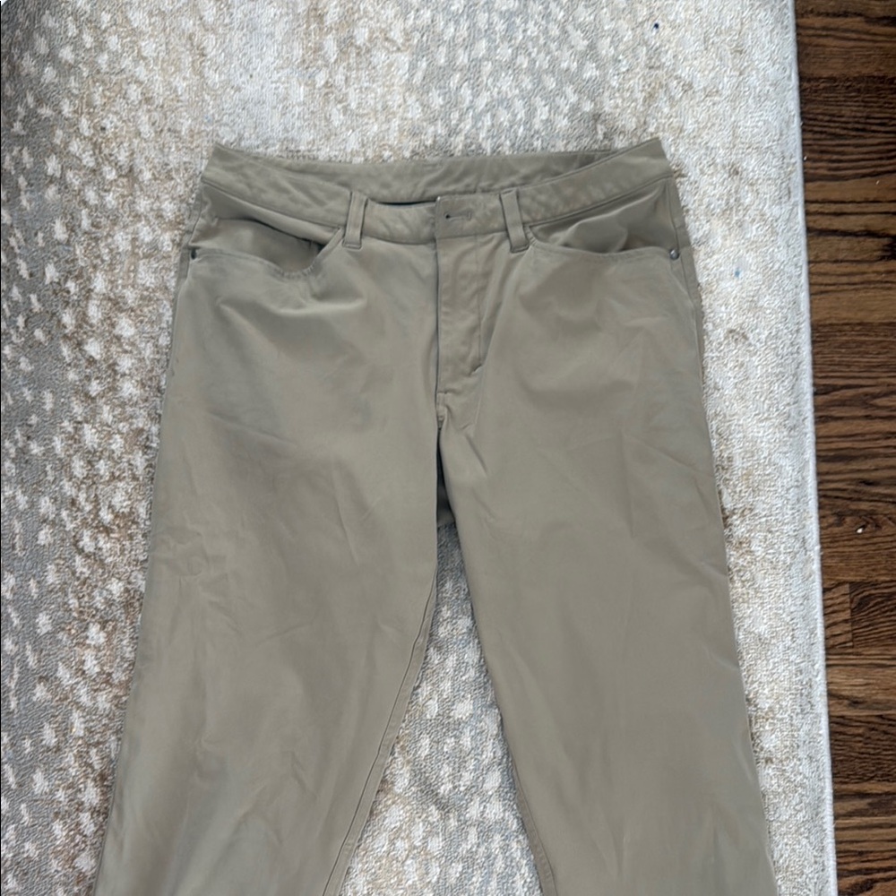 lululemon athletica men’s ABC khakis